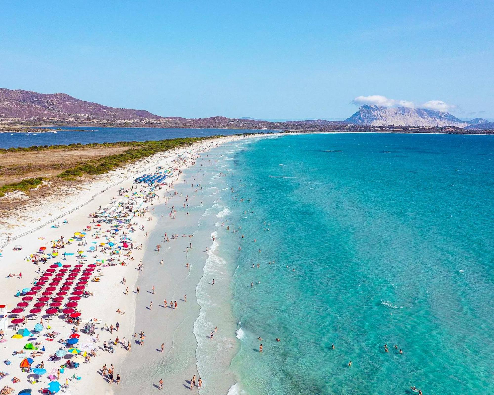فندق Zeta Club San Teodoro Le Rose المظهر الخارجي الصورة